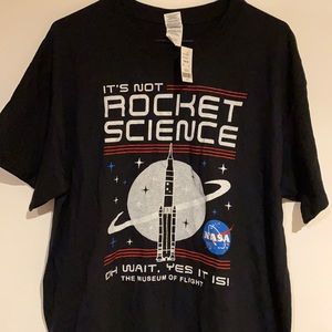 Women’s top size large